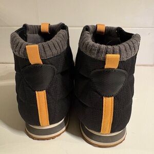 TEVA ReEmber mid slip on